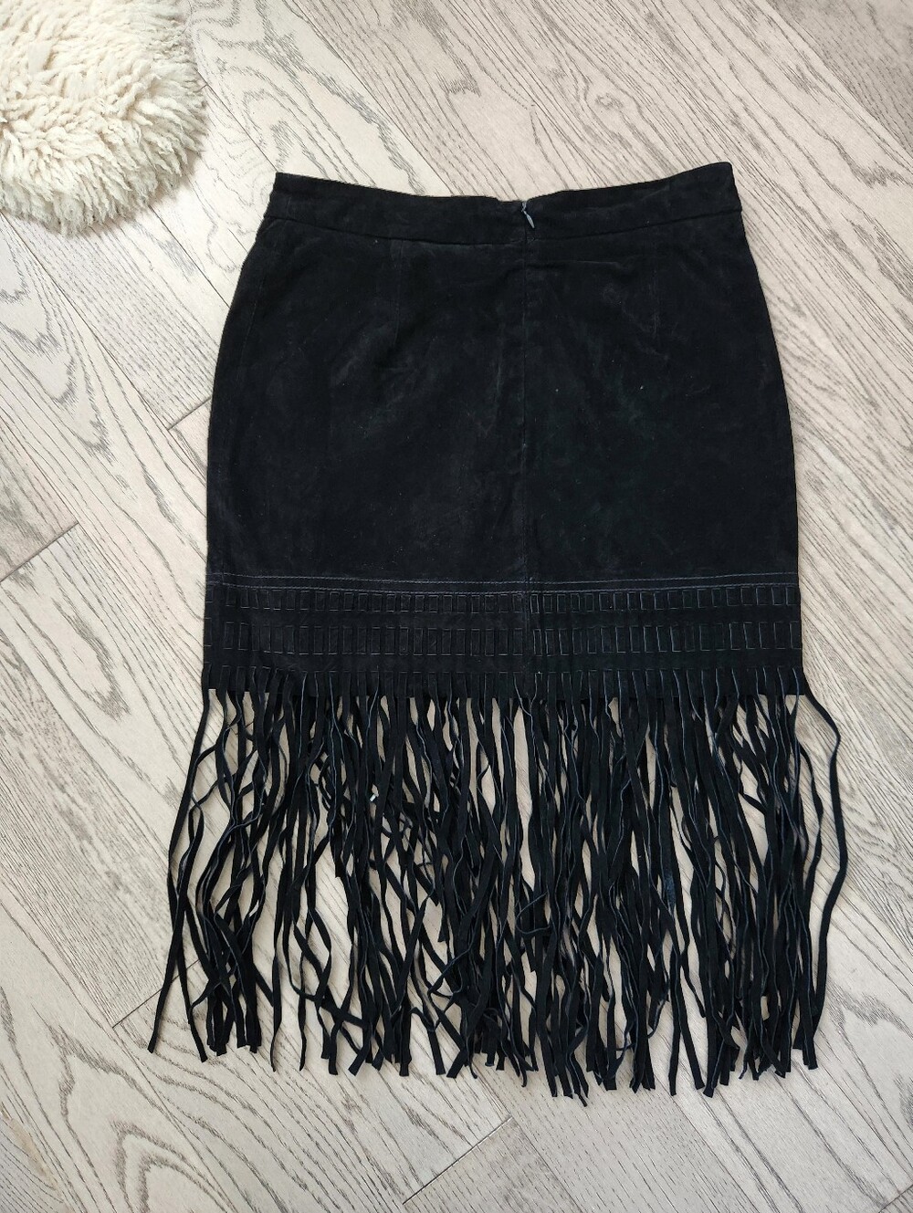 BLANK NYC leather mini skirt with flinge Size 24 - Picture 2 of 8